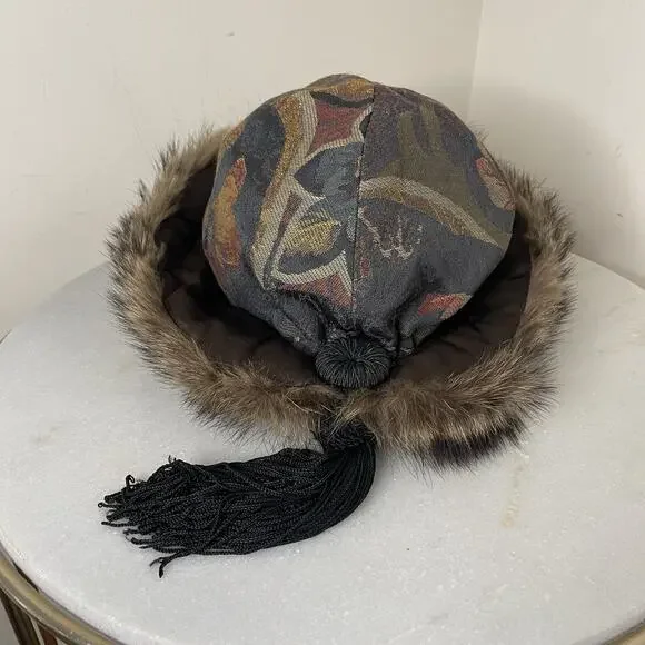 VTG 90s Von Henneberg Silk Brocade Tapestry Fur Lined Hat  display picture 3